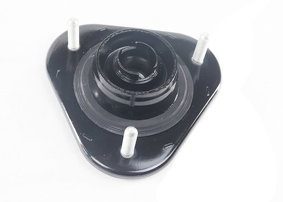 Le moteur est équipé d'un moteur à air comprimé à l'avant.